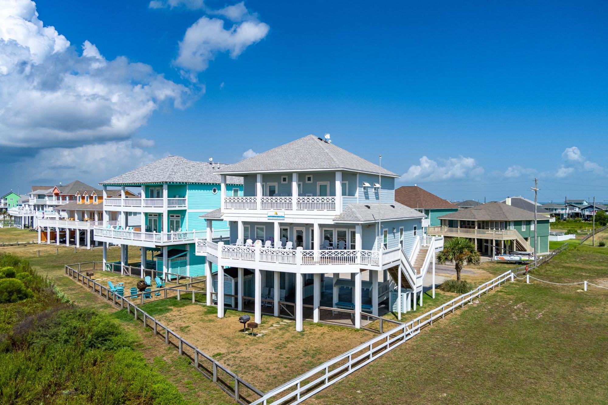 Sea It All Beachfront 4Br! Panoramic Views, Bar & Large Decks Villa Crystal Beach Luaran gambar